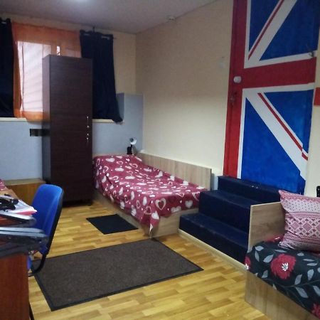 Нау Гостиница Kiev Buitenkant foto